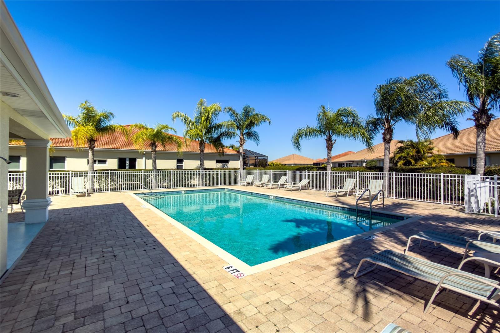 ARLINGTON COVE - Residential