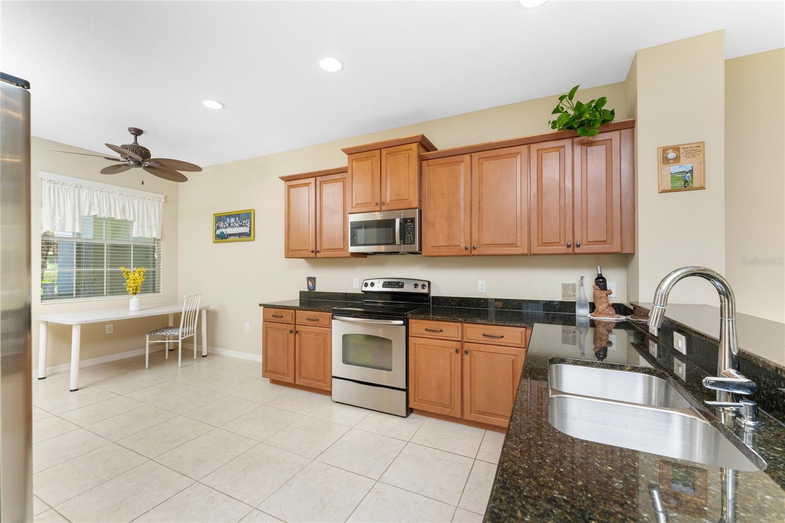 ARLINGTON COVE - Residential