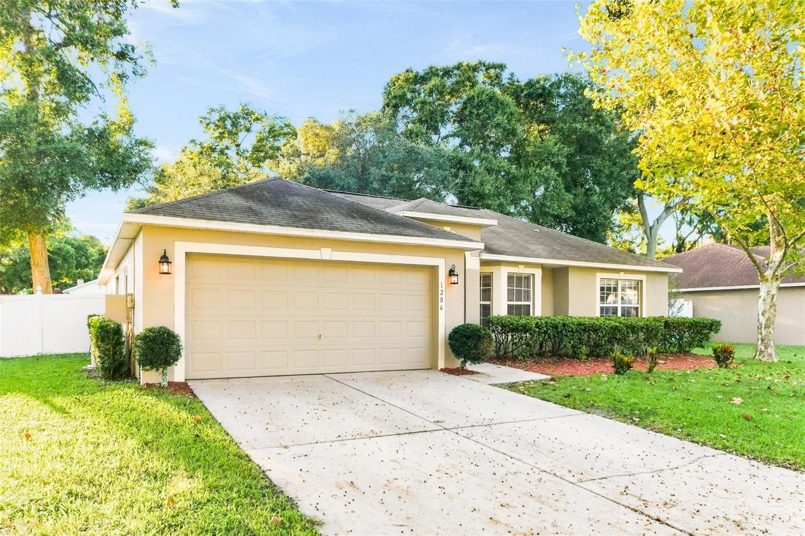 1206 STONEWATER CIRCLE