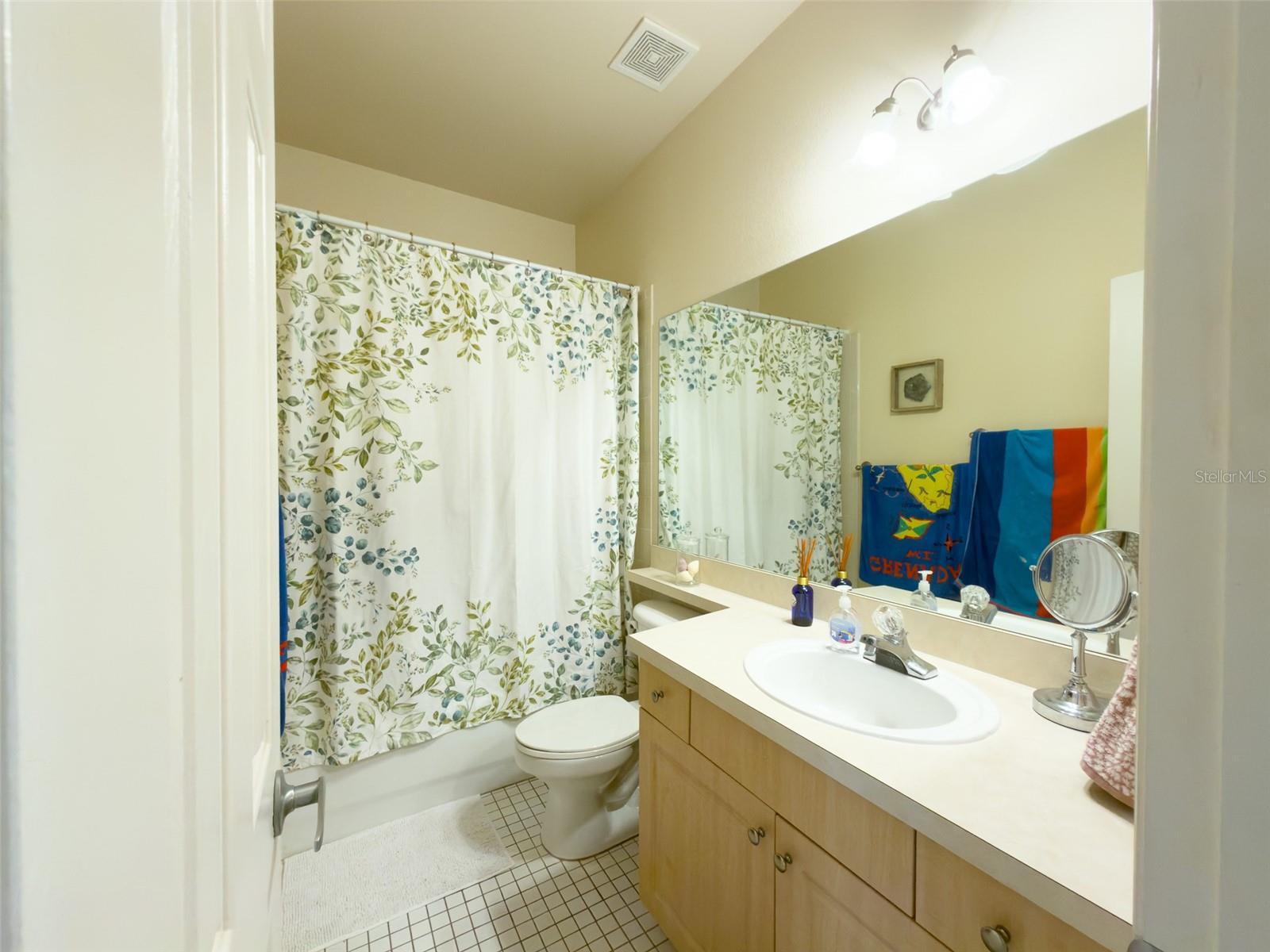 CAROLINA LANDINGS AT UNIVERSITY PLACE B - Residential