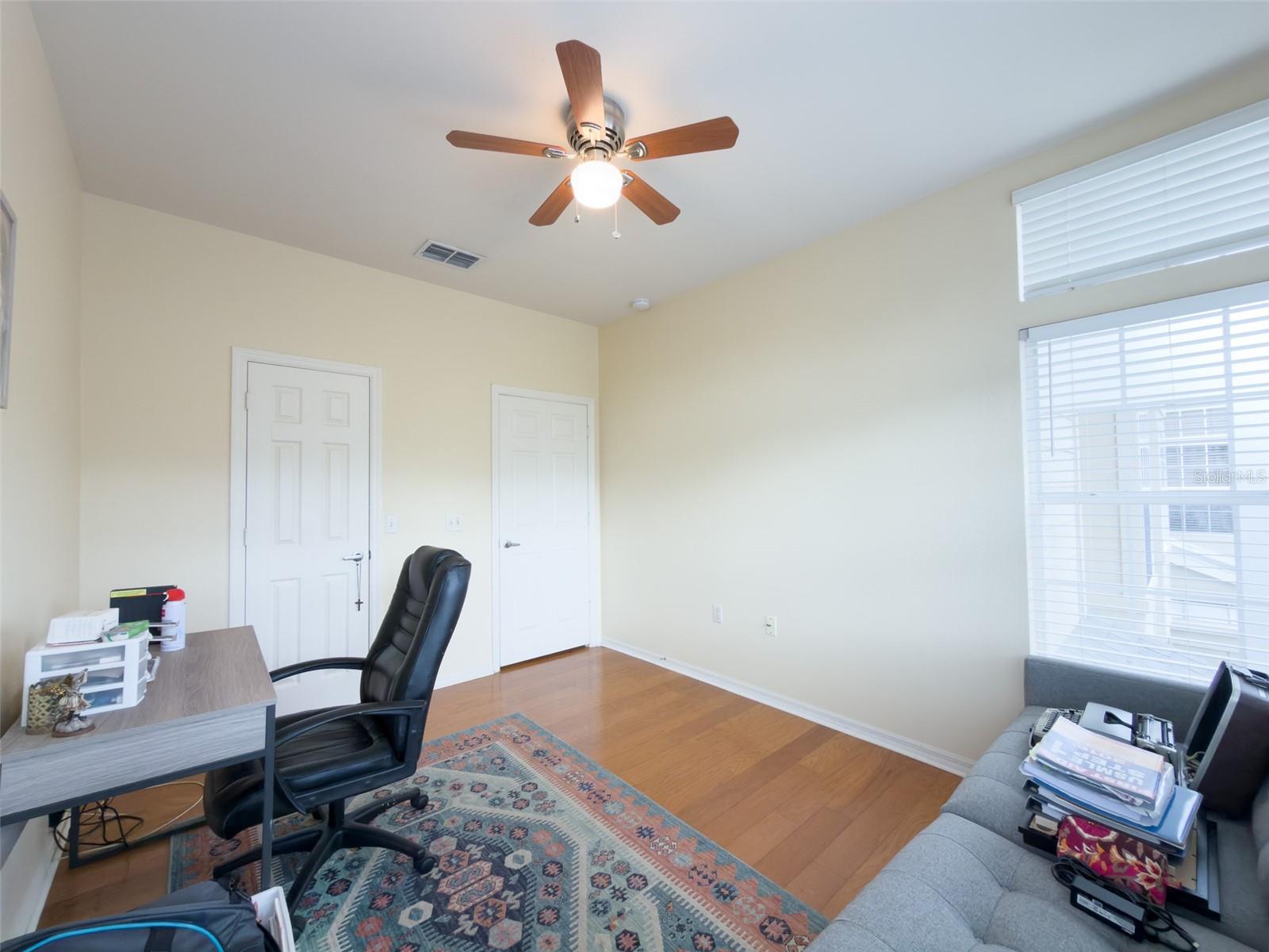 CAROLINA LANDINGS AT UNIVERSITY PLACE B - Residential