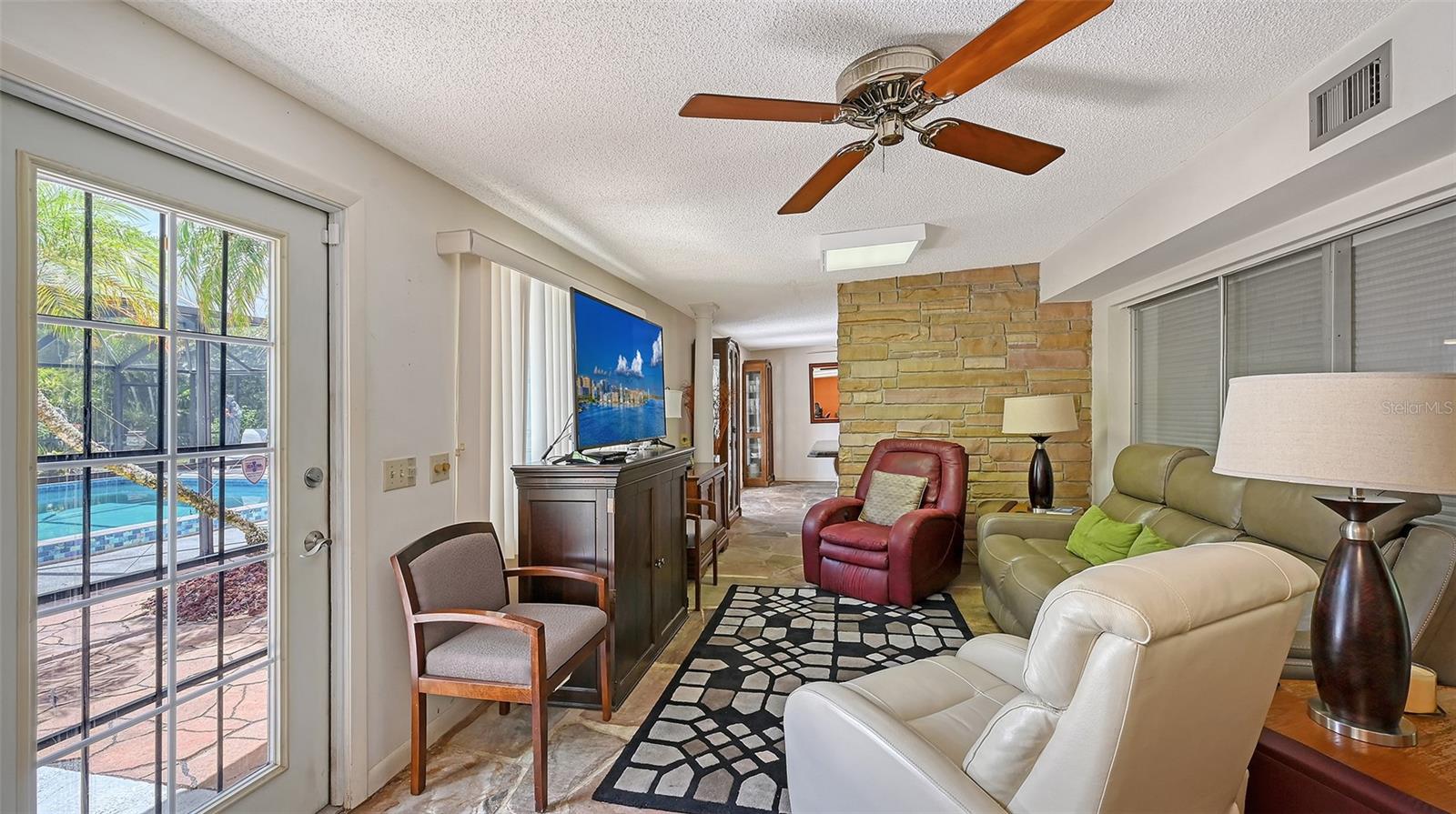 DESOTO ACRES - Residential