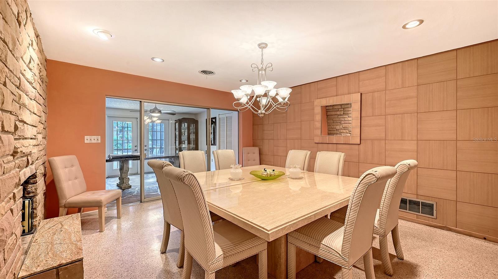 DESOTO ACRES - Residential