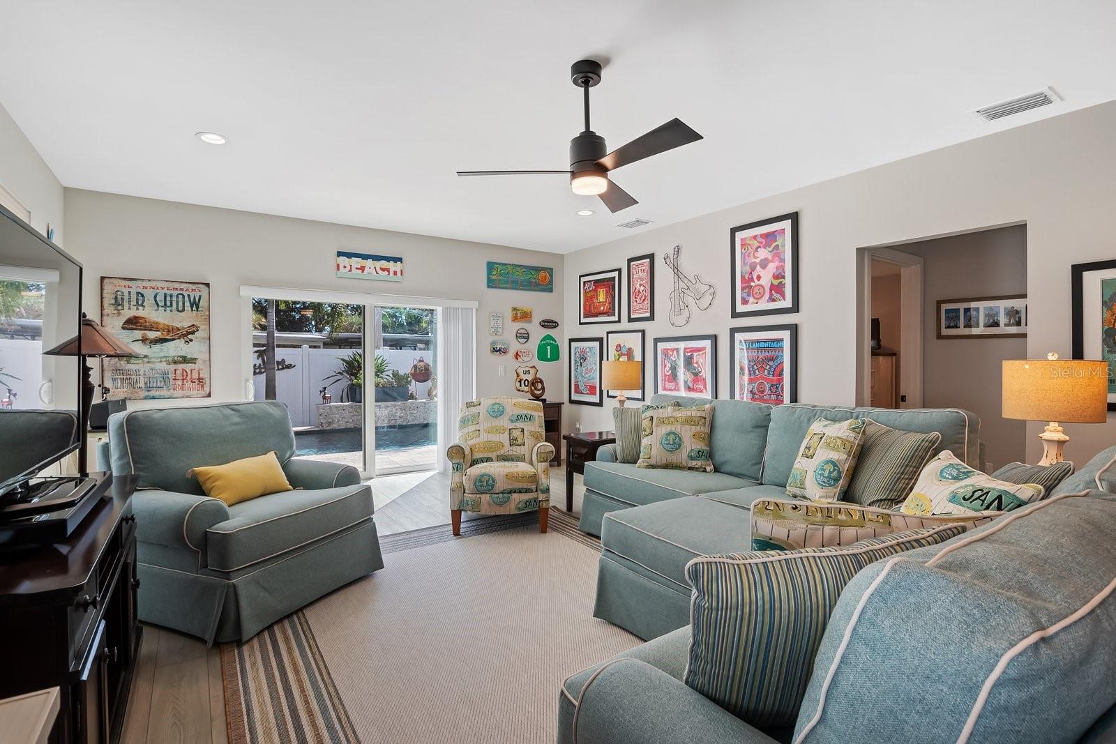 PASADENA HEIGHTS - Residential