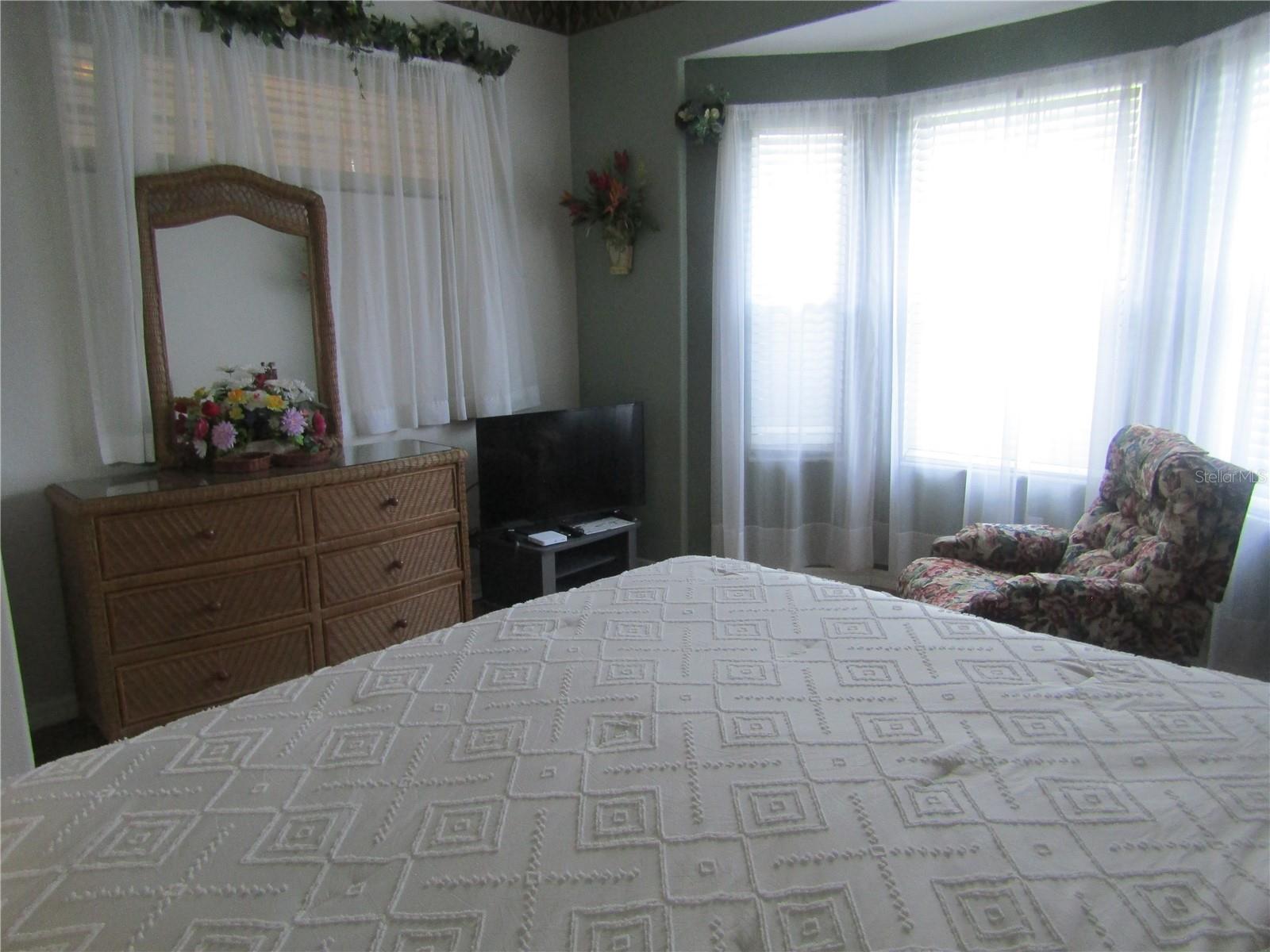 VENETIA PH 1-B - Residential Lease