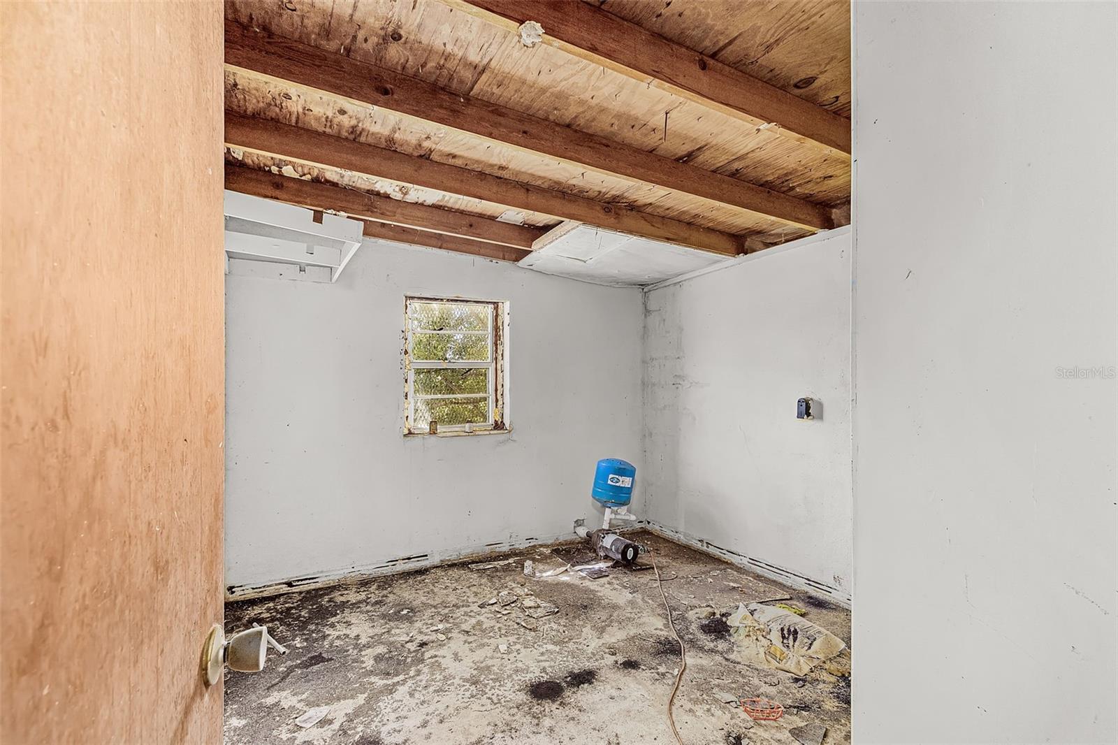 CHARLESTON PARK - Commercial Sale