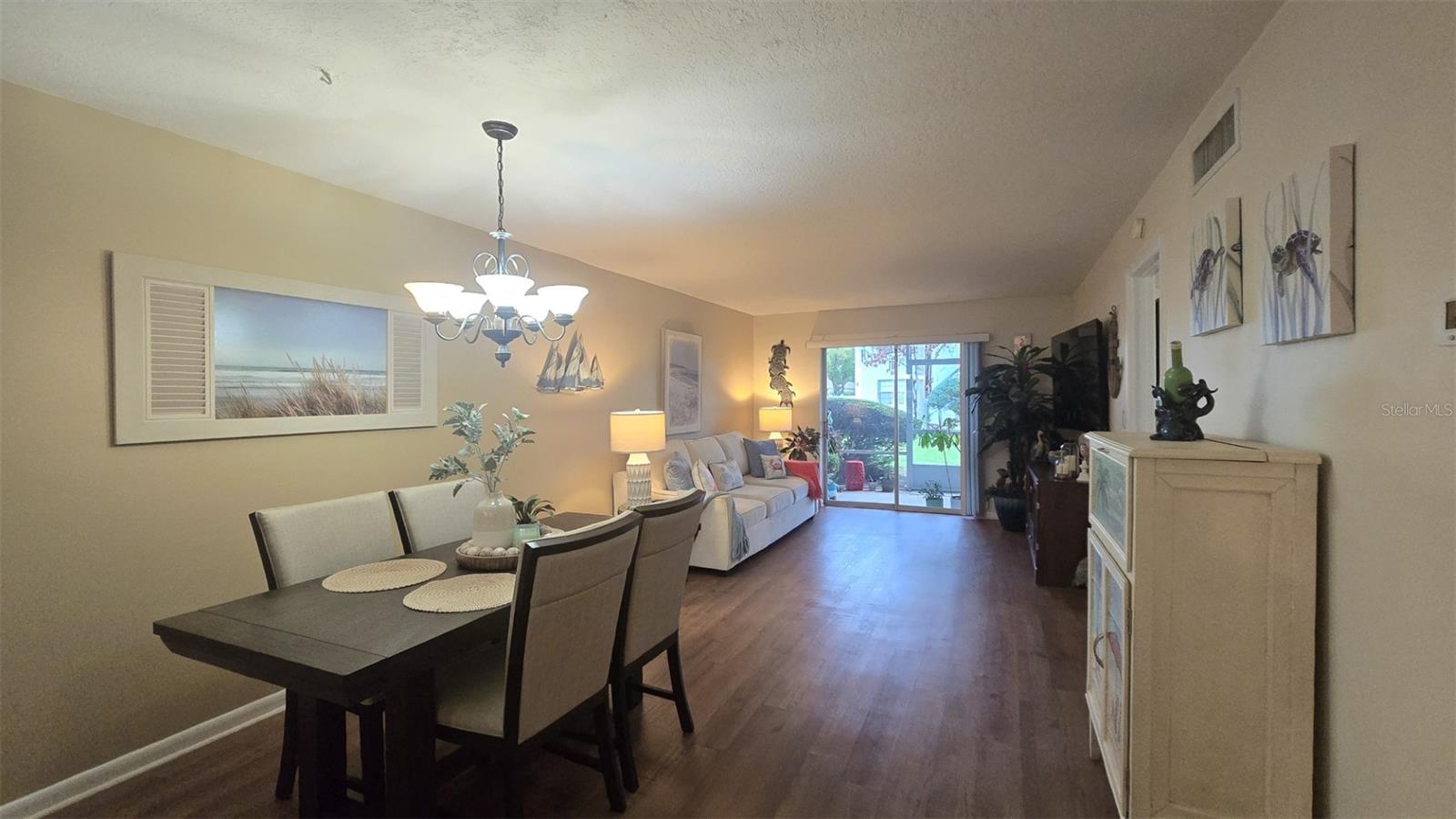 FLEUR DELIS CONDO - Residential