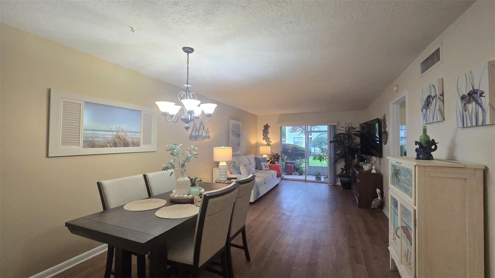 FLEUR DELIS CONDO - Residential