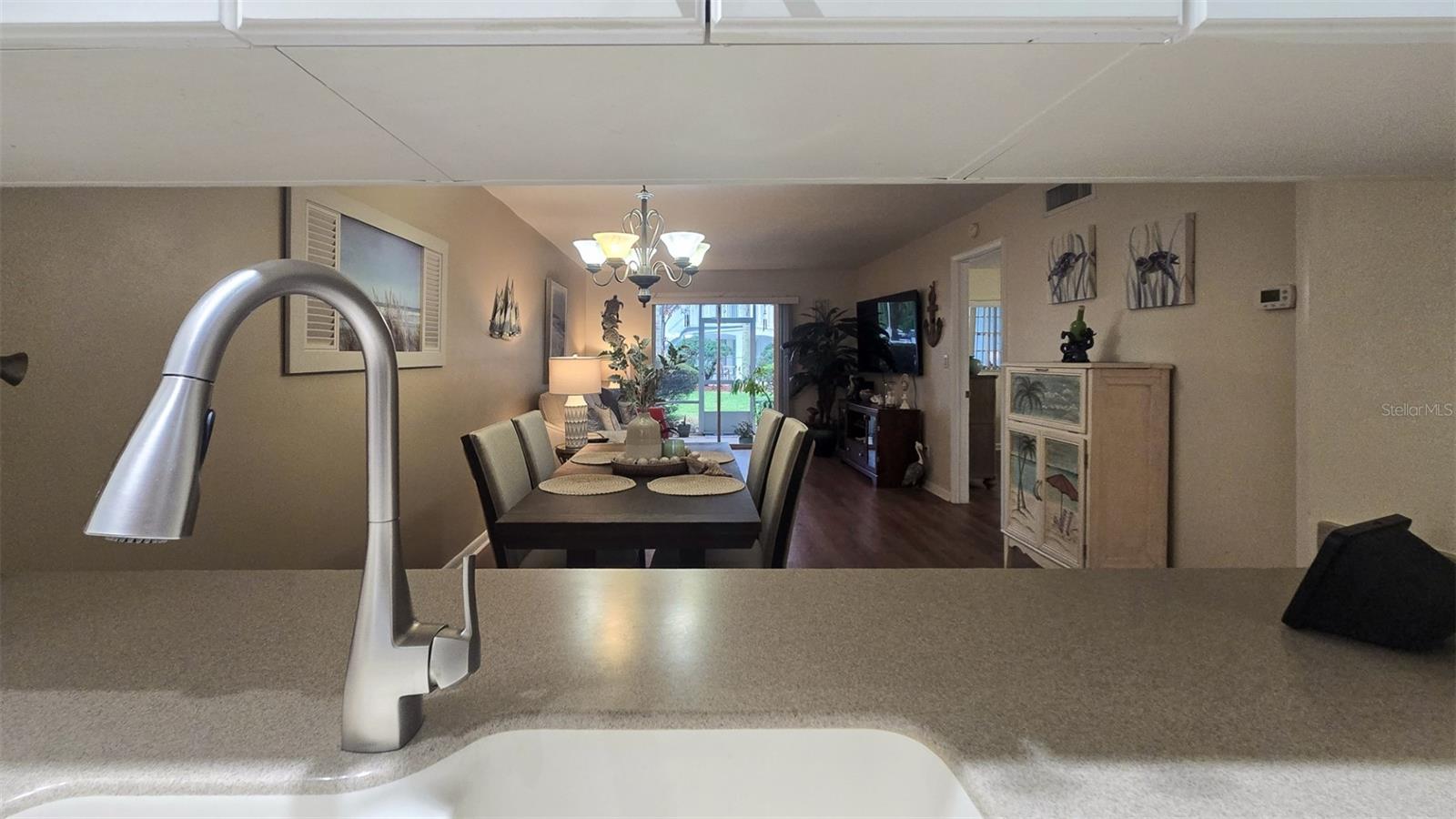 FLEUR DELIS CONDO - Residential