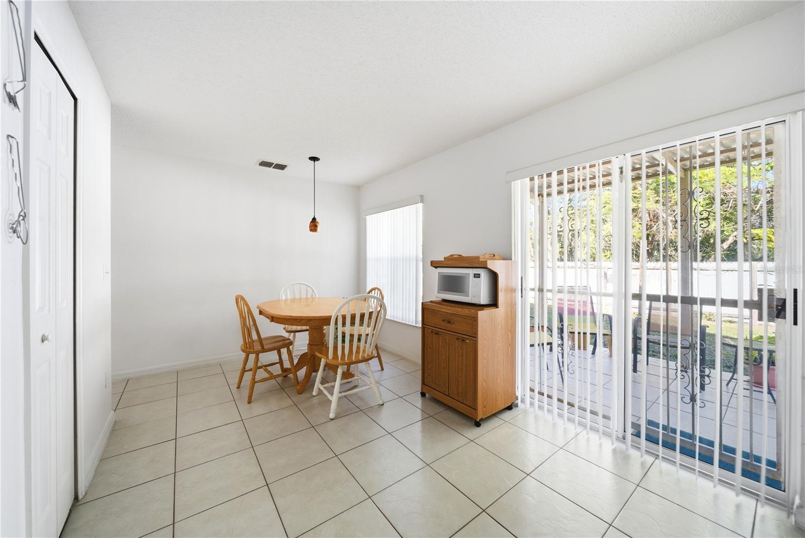 VISTA LAGO PH 02 50 115 - Residential