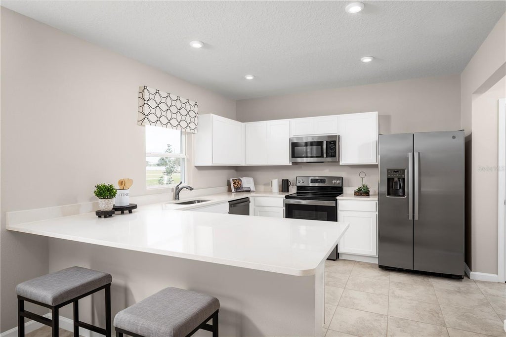 Photo of 17436 5th Circle E, Bradenton, FL 34212 (MLS # W7889372)