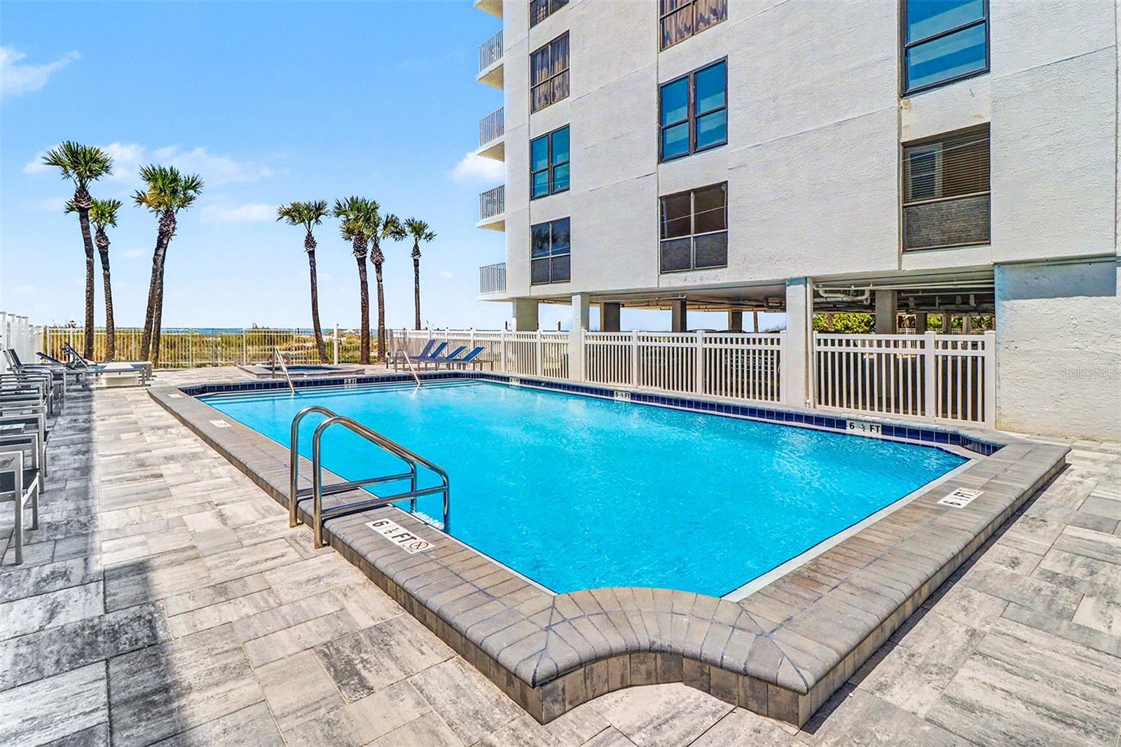 CHAMBRE THE CONDO - Residential