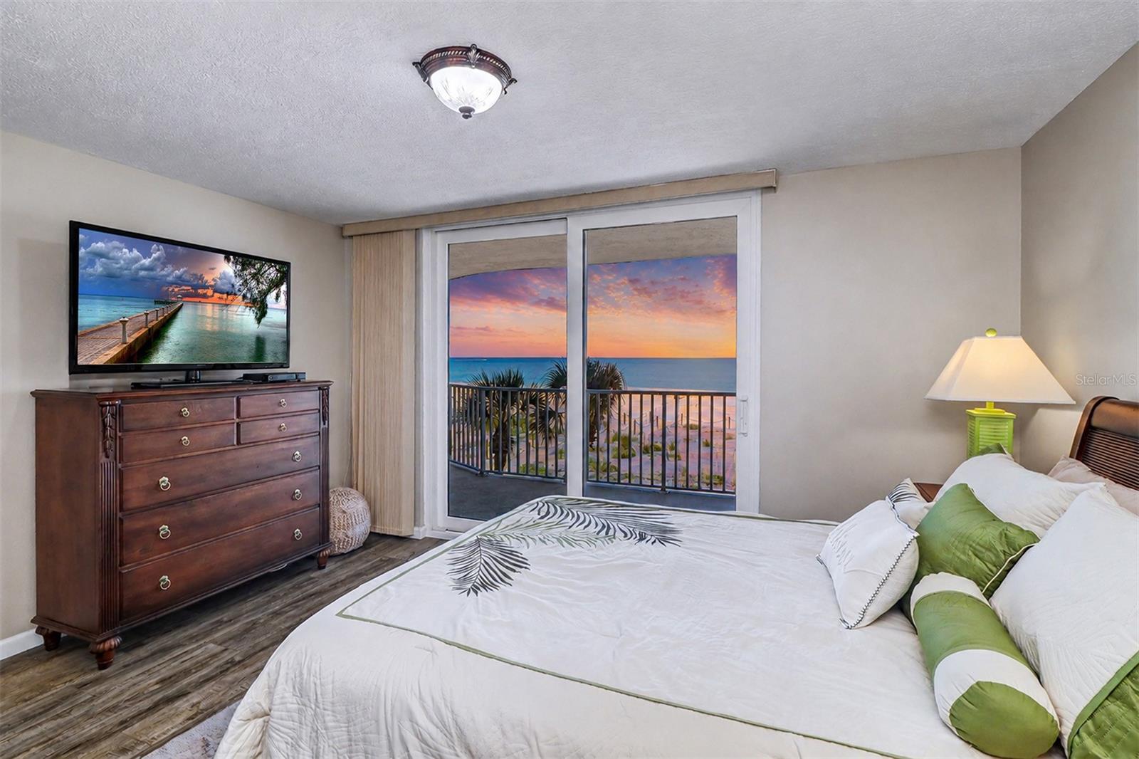 CHAMBRE THE CONDO - Residential
