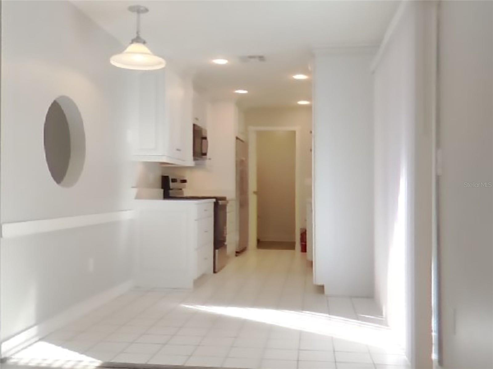 WEST ALTAMONTE HEIGHTS SEC 1 - Residential Lease