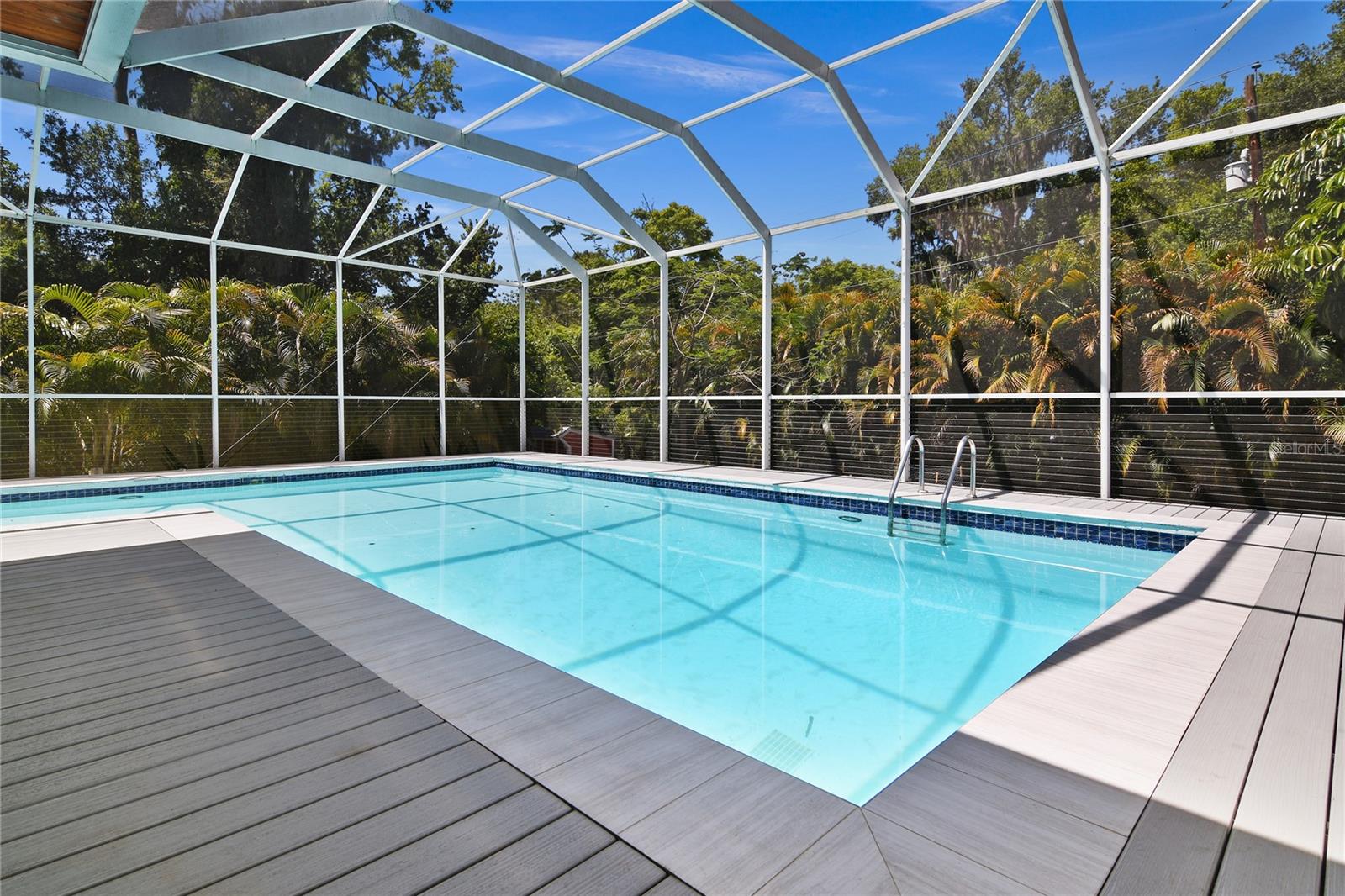 Photo 23 of 48 of 2115 BELLEAIR ROAD house