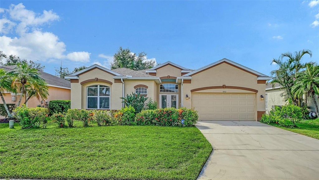 Photo of 4942 Oldham Street, Sarasota, FL 34238 (MLS # N6145933)