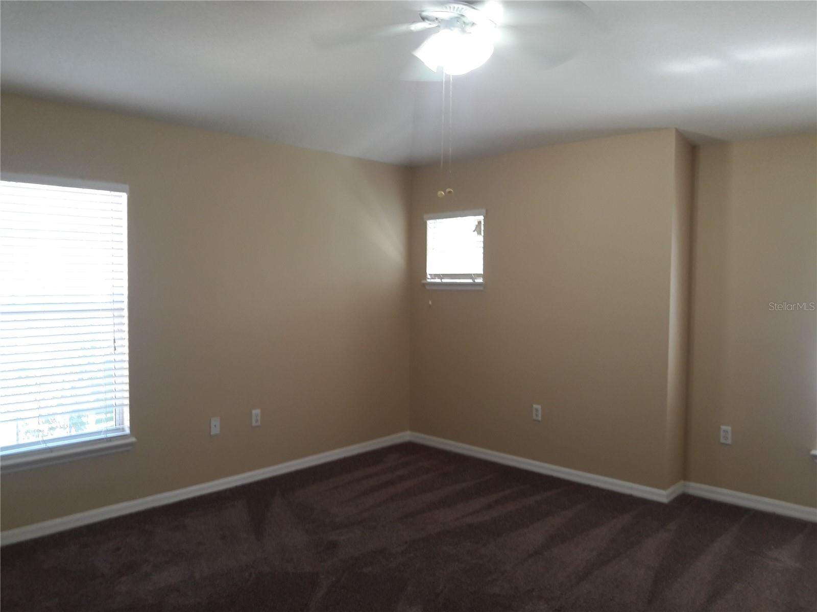 EAGLE PALM PH 1 - Residential Lease