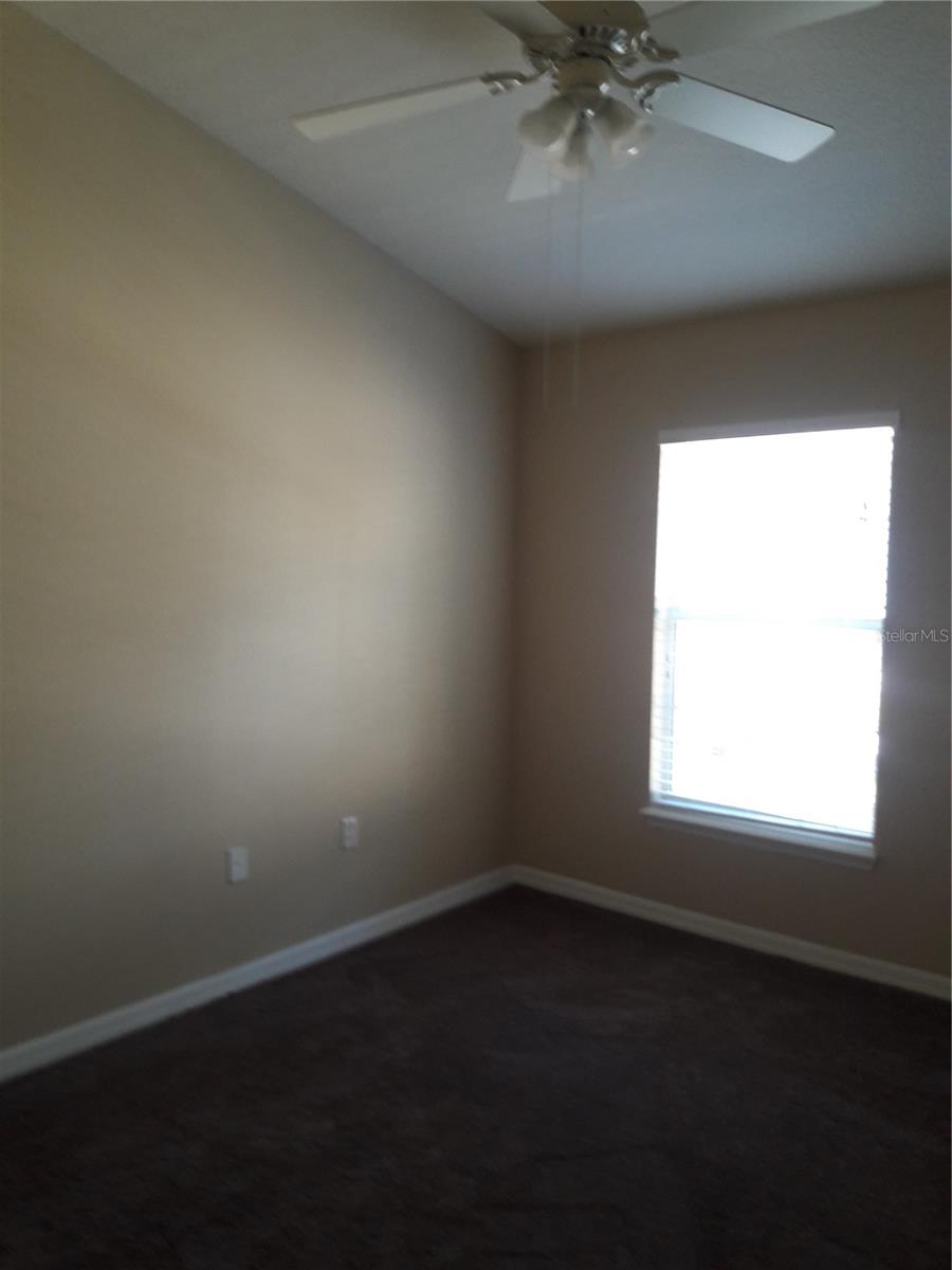 EAGLE PALM PH 1 - Residential Lease