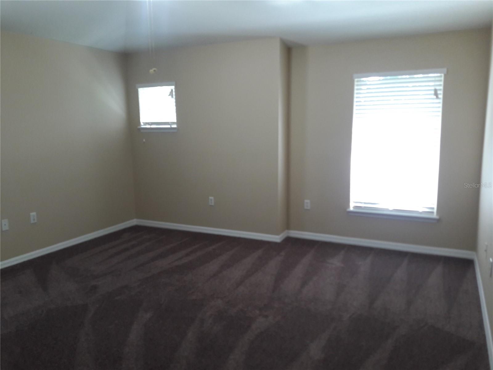 EAGLE PALM PH 1 - Residential Lease
