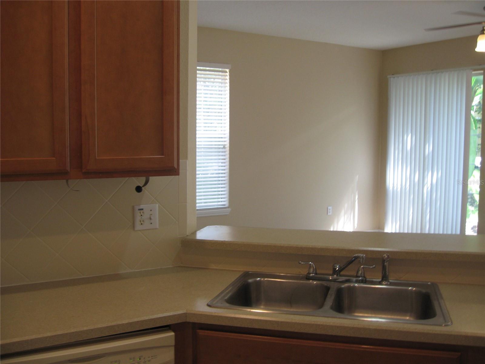 EAGLE PALM PH 1 - Residential Lease