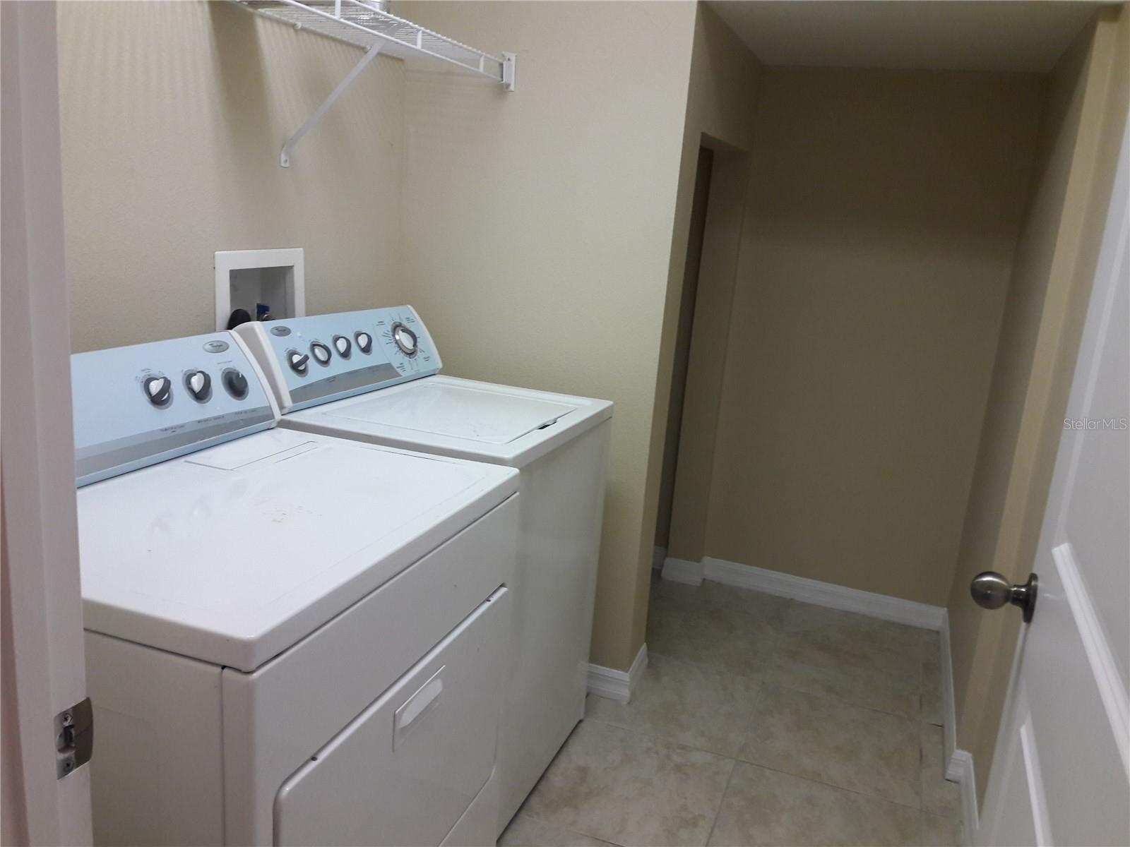 EAGLE PALM PH 1 - Residential Lease