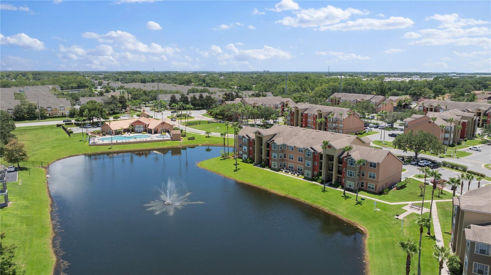 VILLAS DEL SOL AT KISS CONDO - Residential Lease