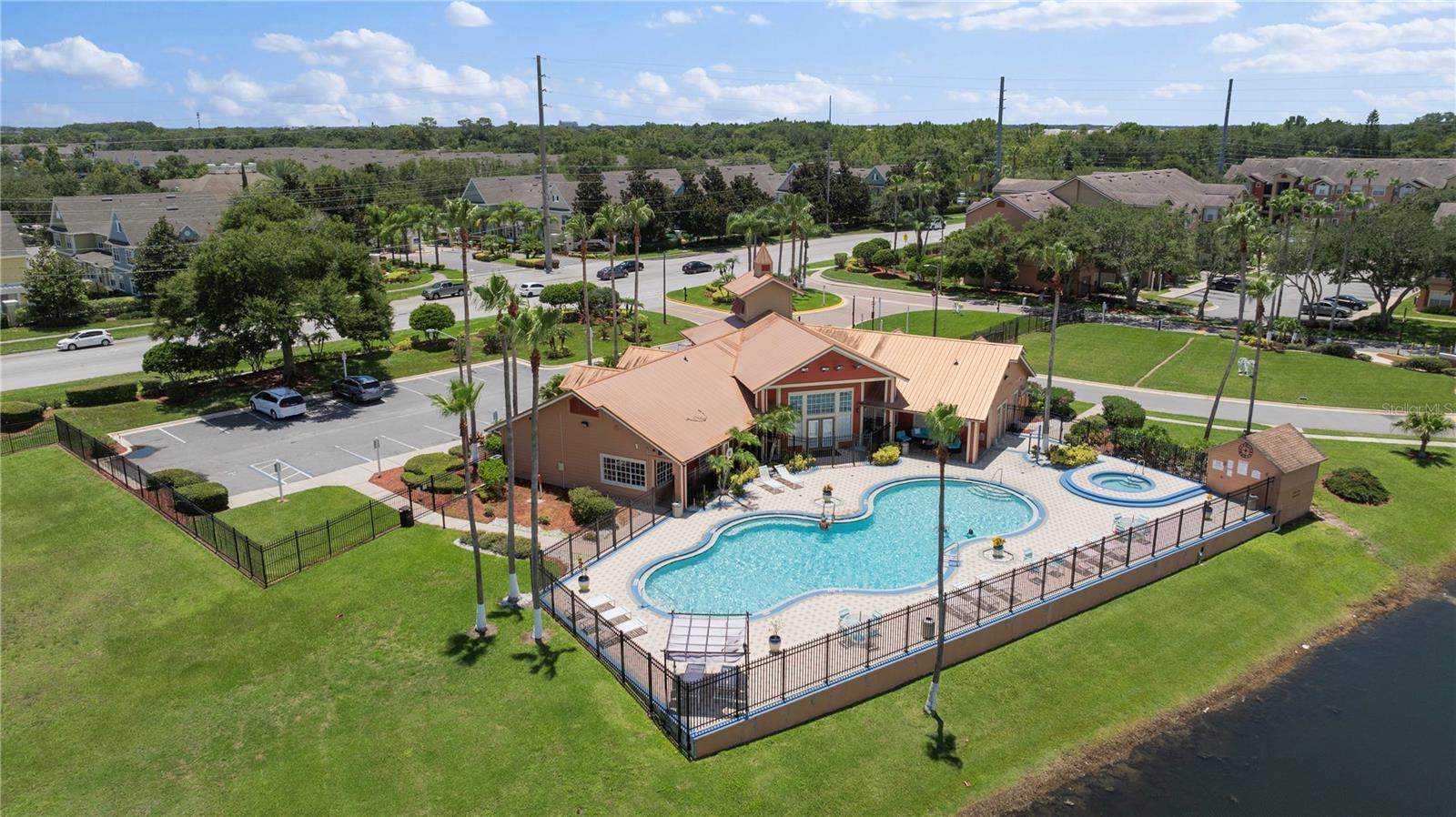 VILLAS DEL SOL AT KISS CONDO - Residential Lease