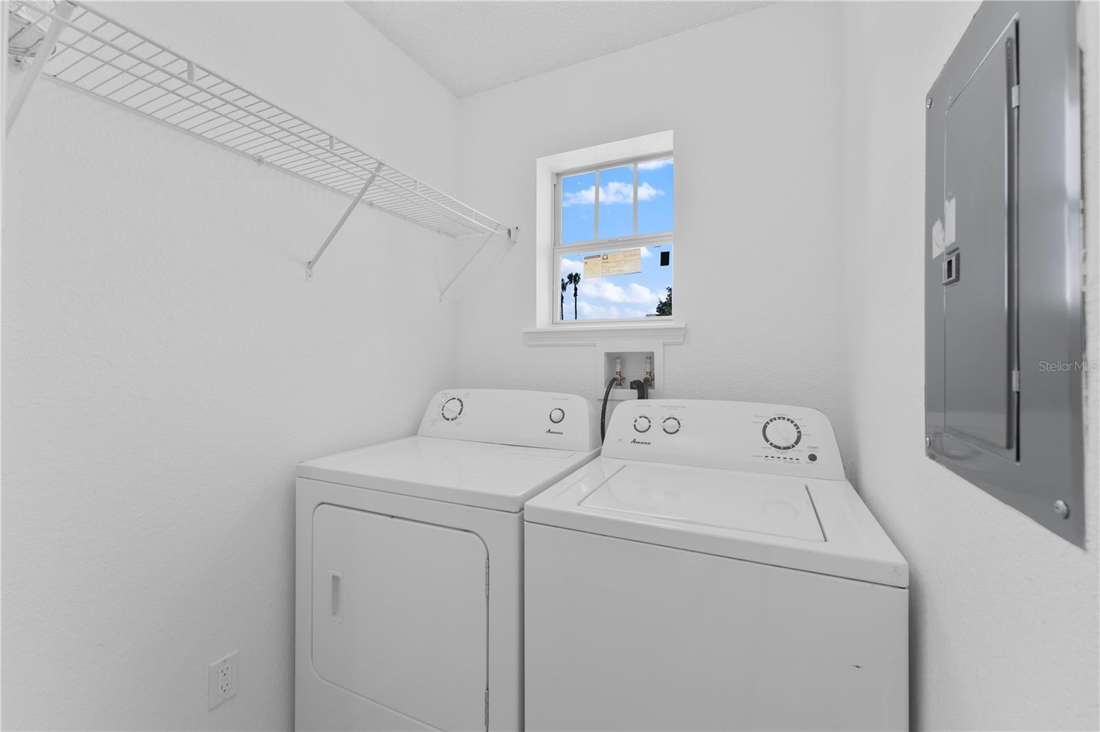 VILLAS DEL SOL AT KISS CONDO - Residential Lease