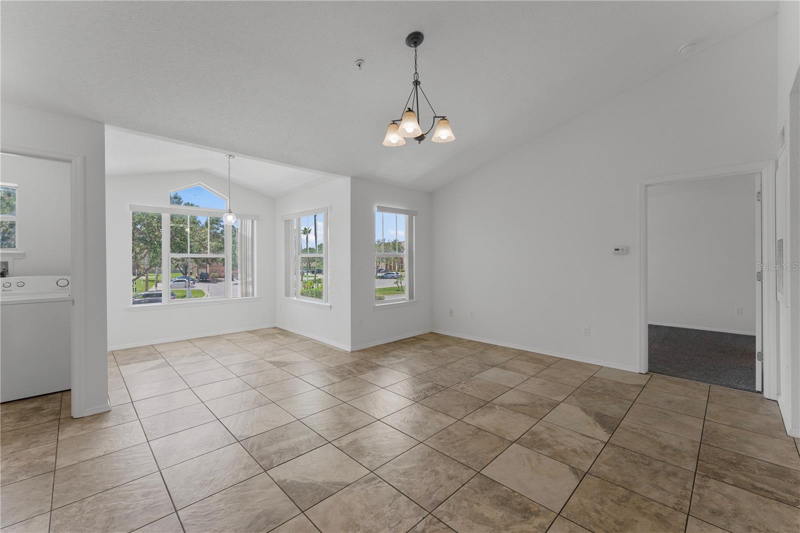 VILLAS DEL SOL AT KISS CONDO - Residential Lease