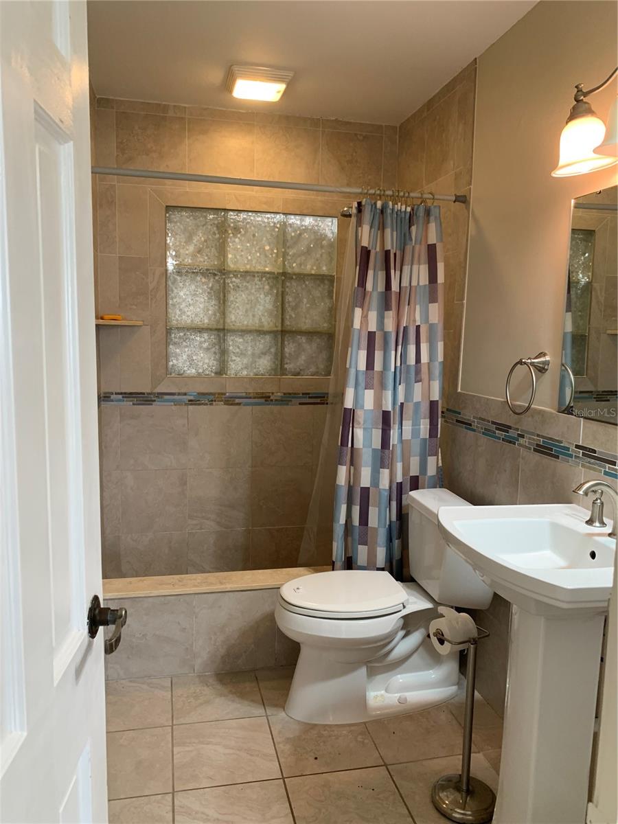 CAROLINA ESTATES - Residential