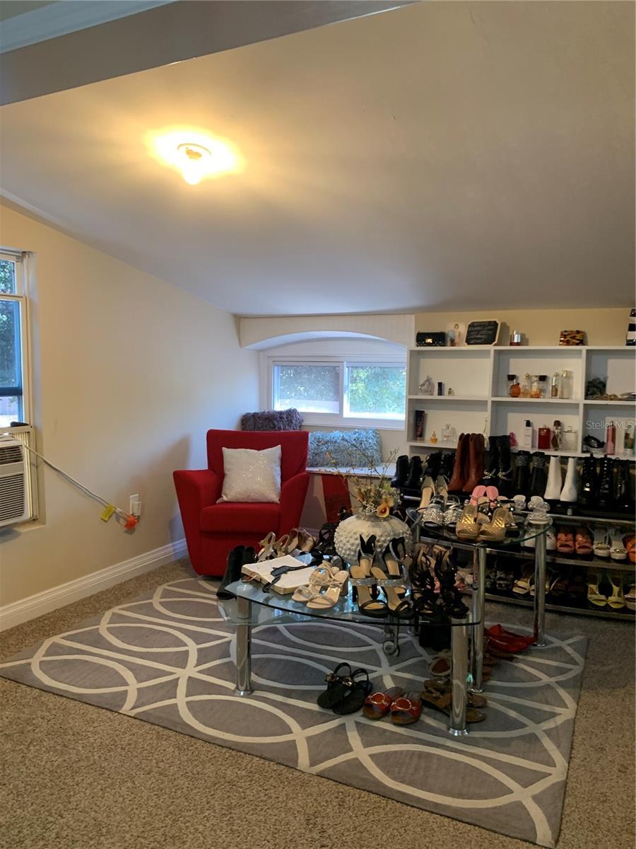 CAROLINA ESTATES - Residential