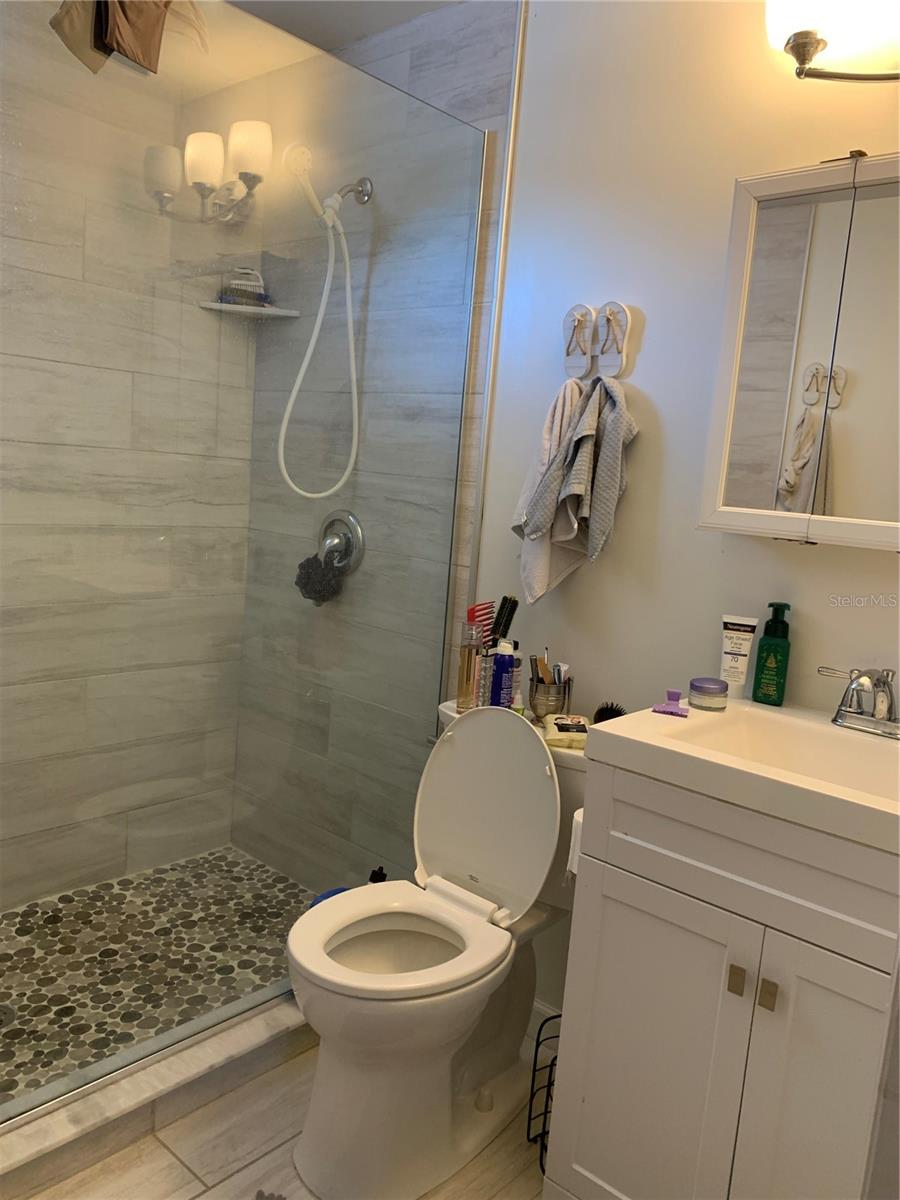CAROLINA ESTATES - Residential