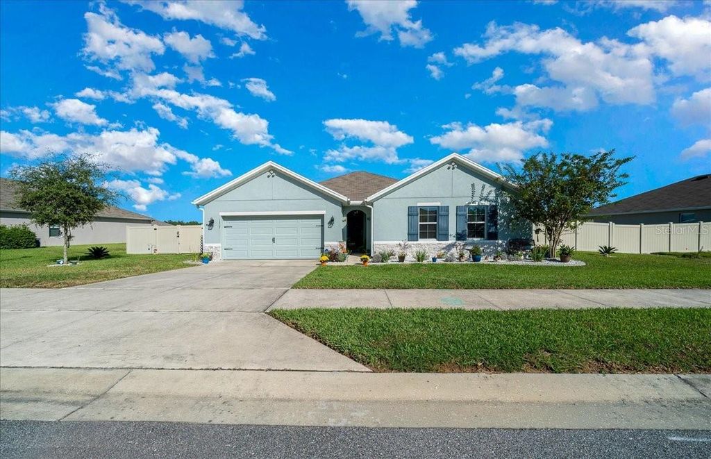 Photo of 1565 NE 50th Court, Ocala, FL 34470 (MLS # OM711726)