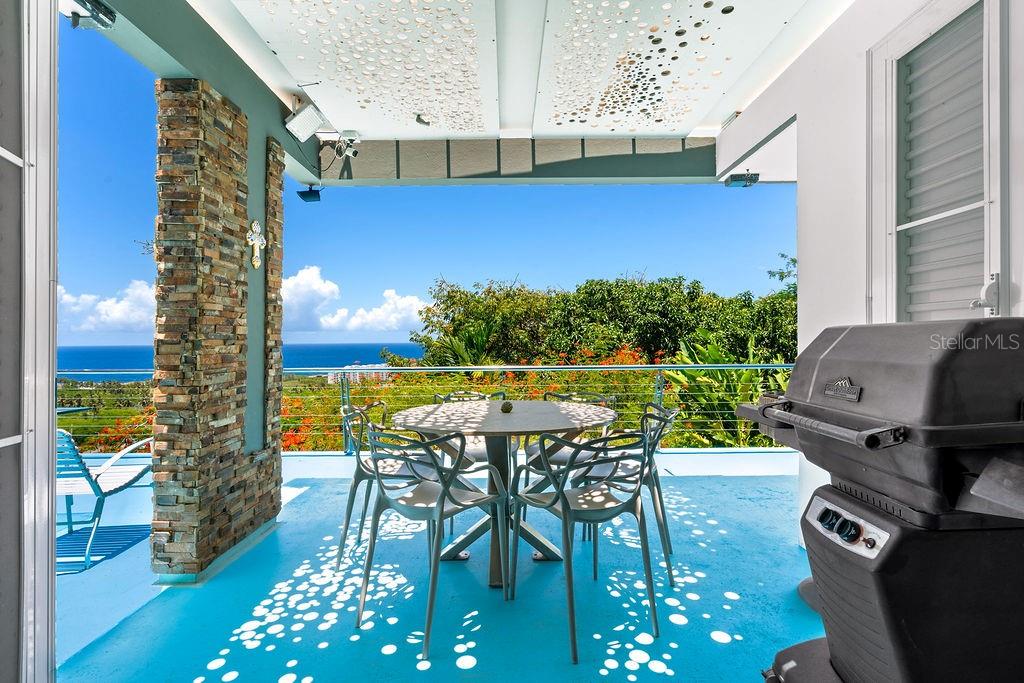 URB. CORCHADO - Residential