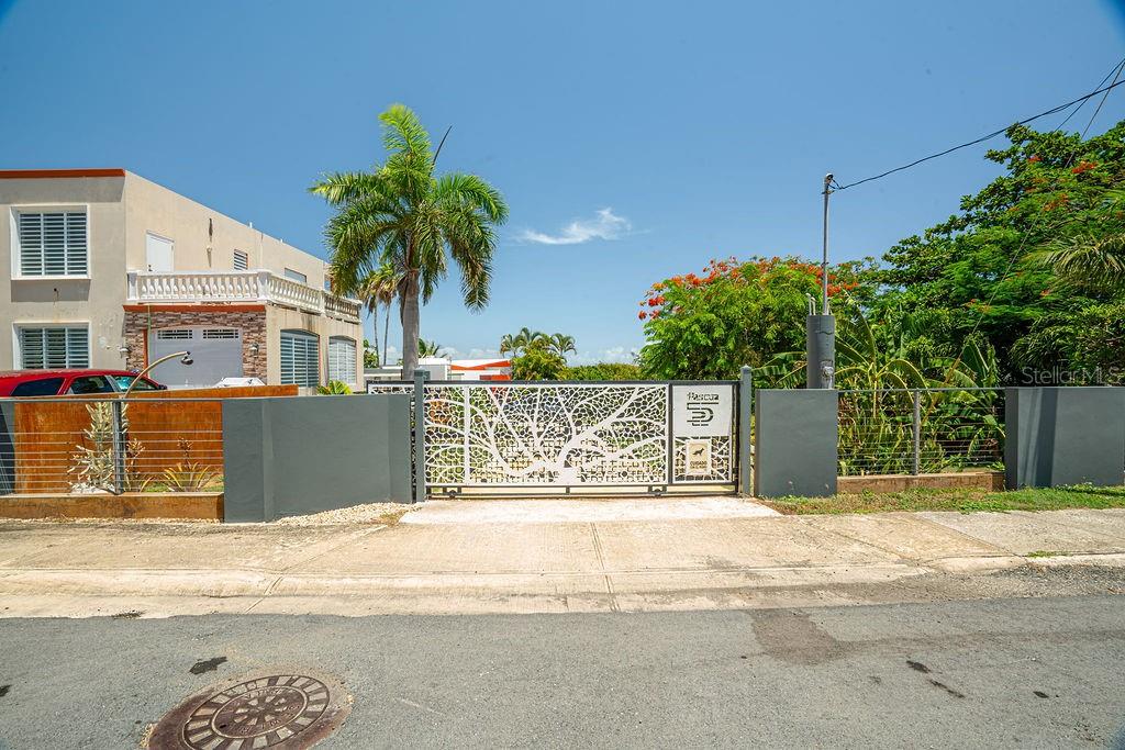 URB. CORCHADO - Residential