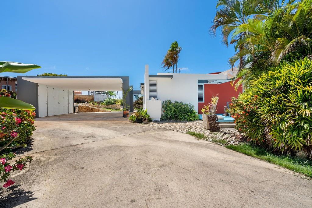 URB. CORCHADO - Residential