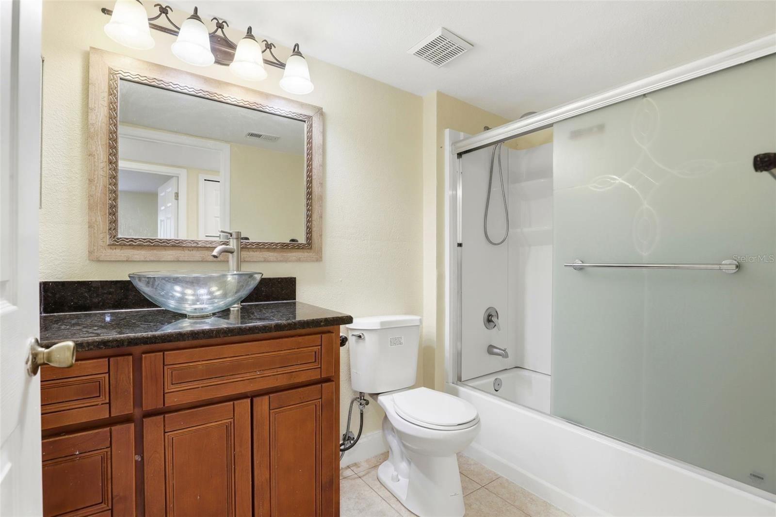 AUDUBON VLS/HUNTERS CRK CONDO - Residential