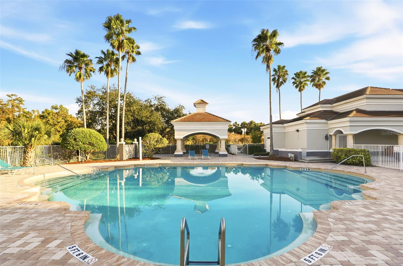 AUDUBON VLS/HUNTERS CRK CONDO - Residential