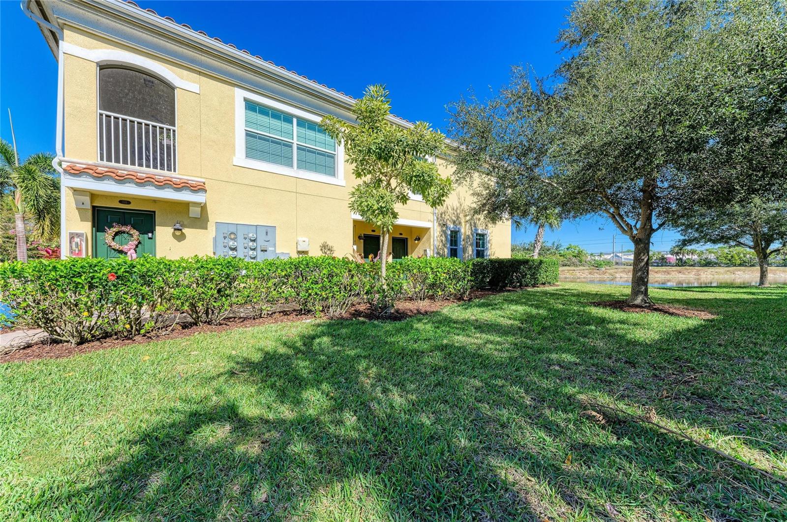 BAY STREET VILLAGE - Residential