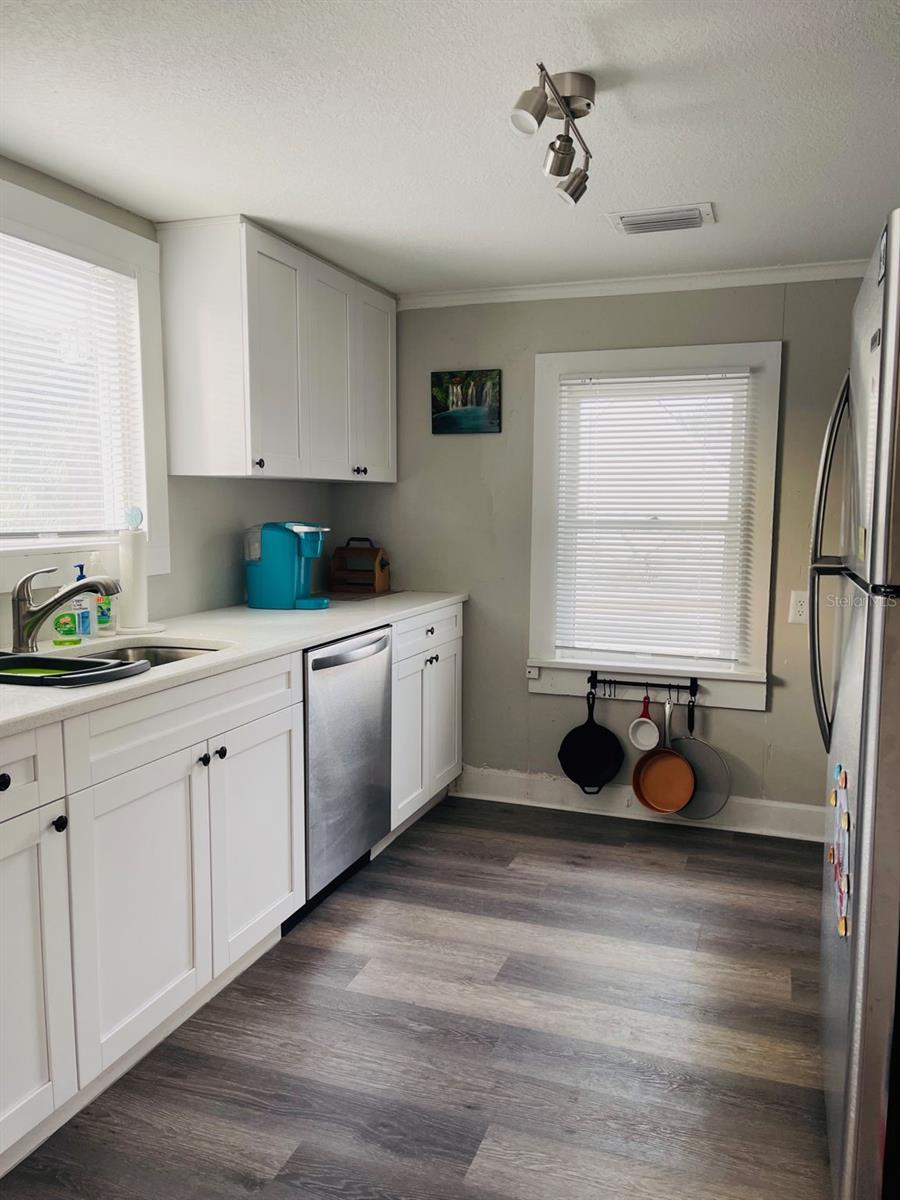 LEWIS & BURKHARD - Residential