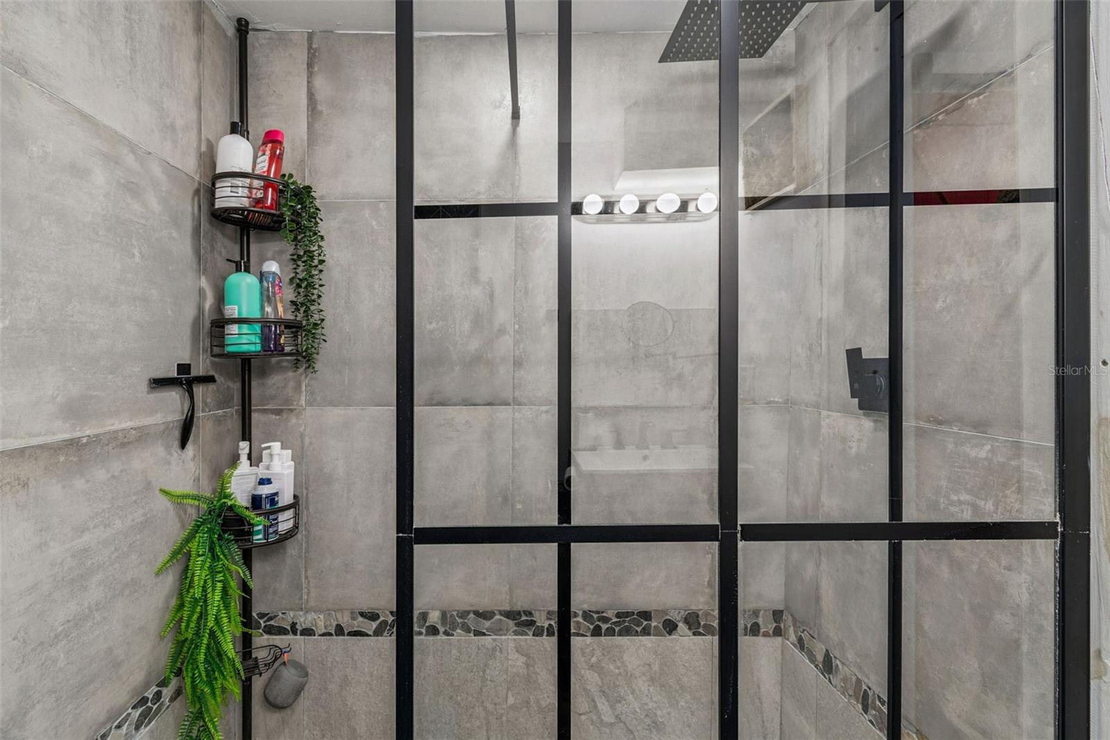 LEWIS & BURKHARD - Residential