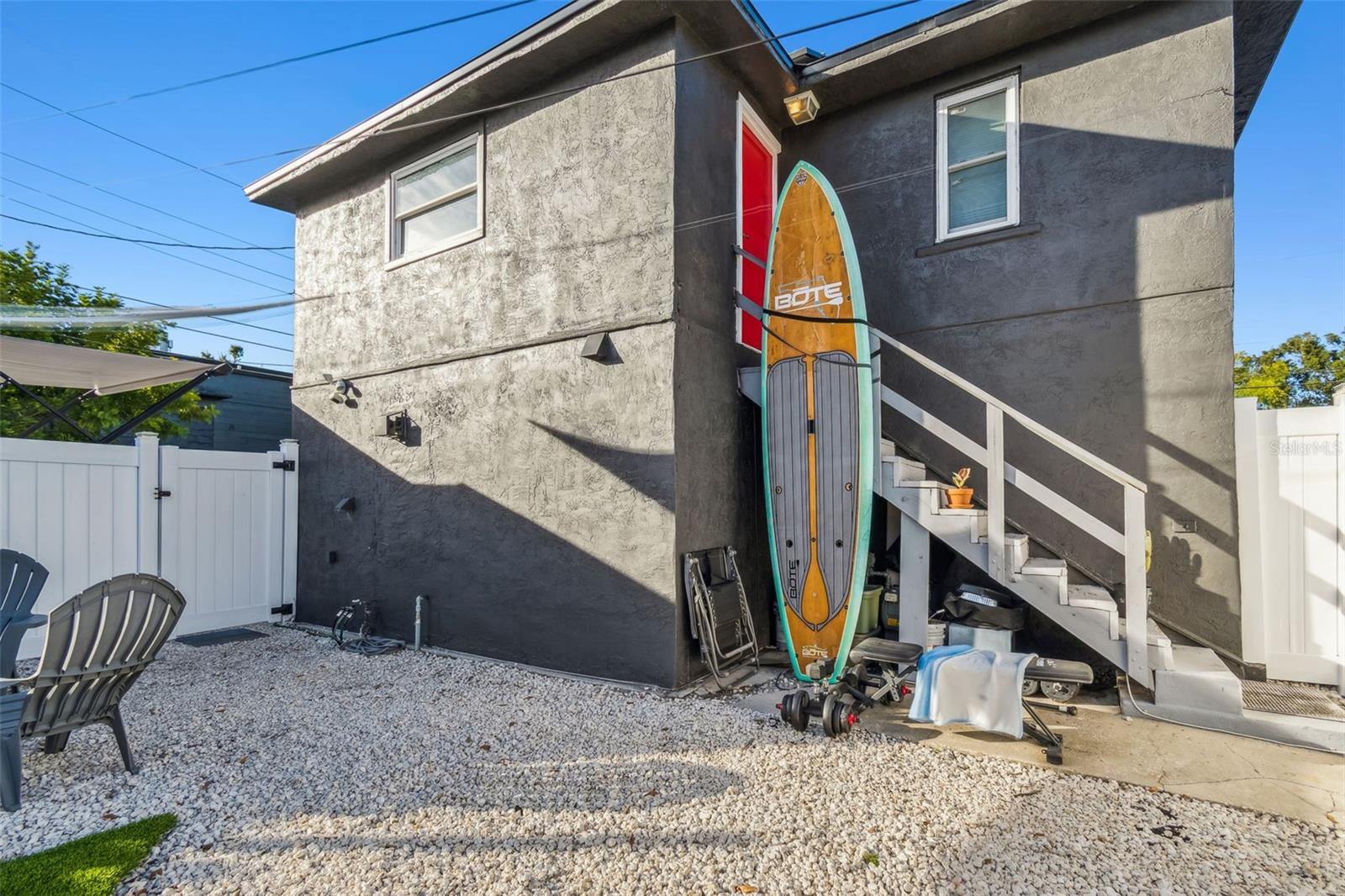 LEWIS & BURKHARD - Residential