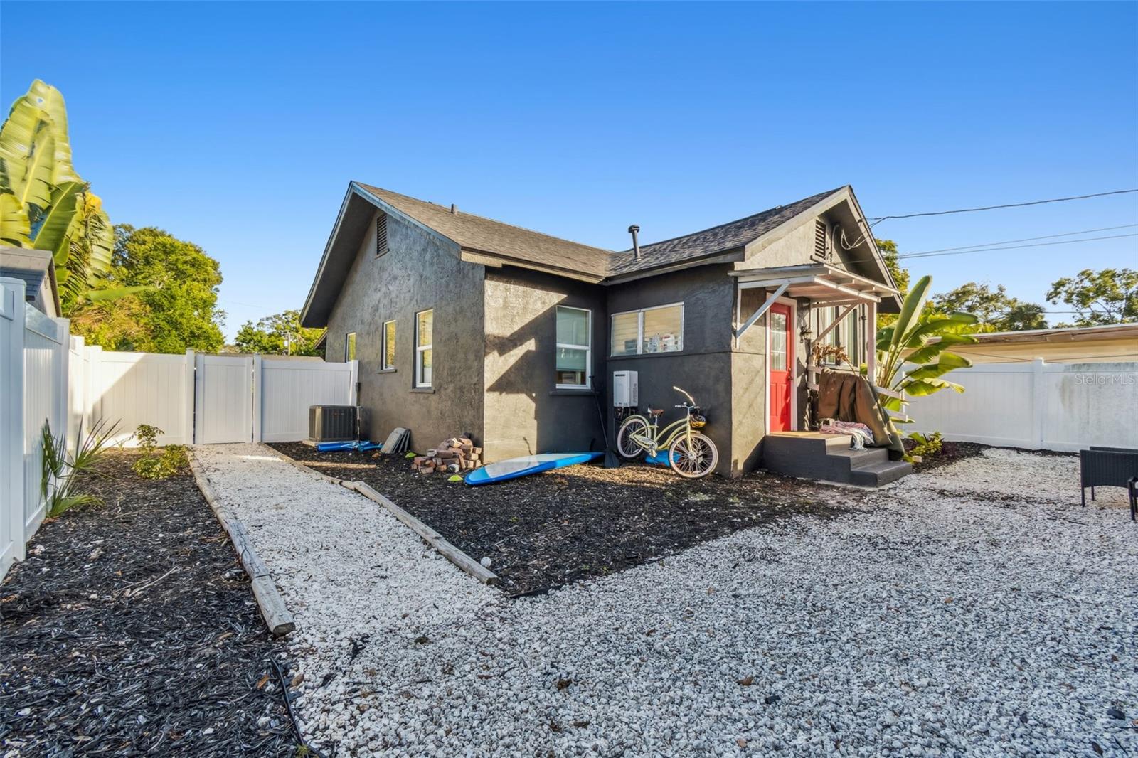 LEWIS & BURKHARD - Residential