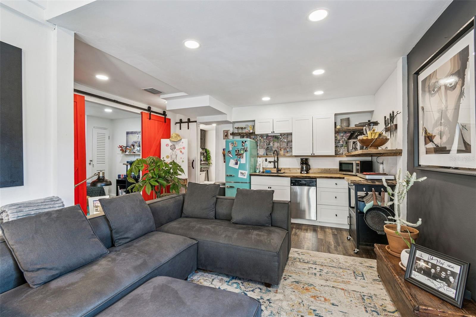 LEWIS & BURKHARD - Residential