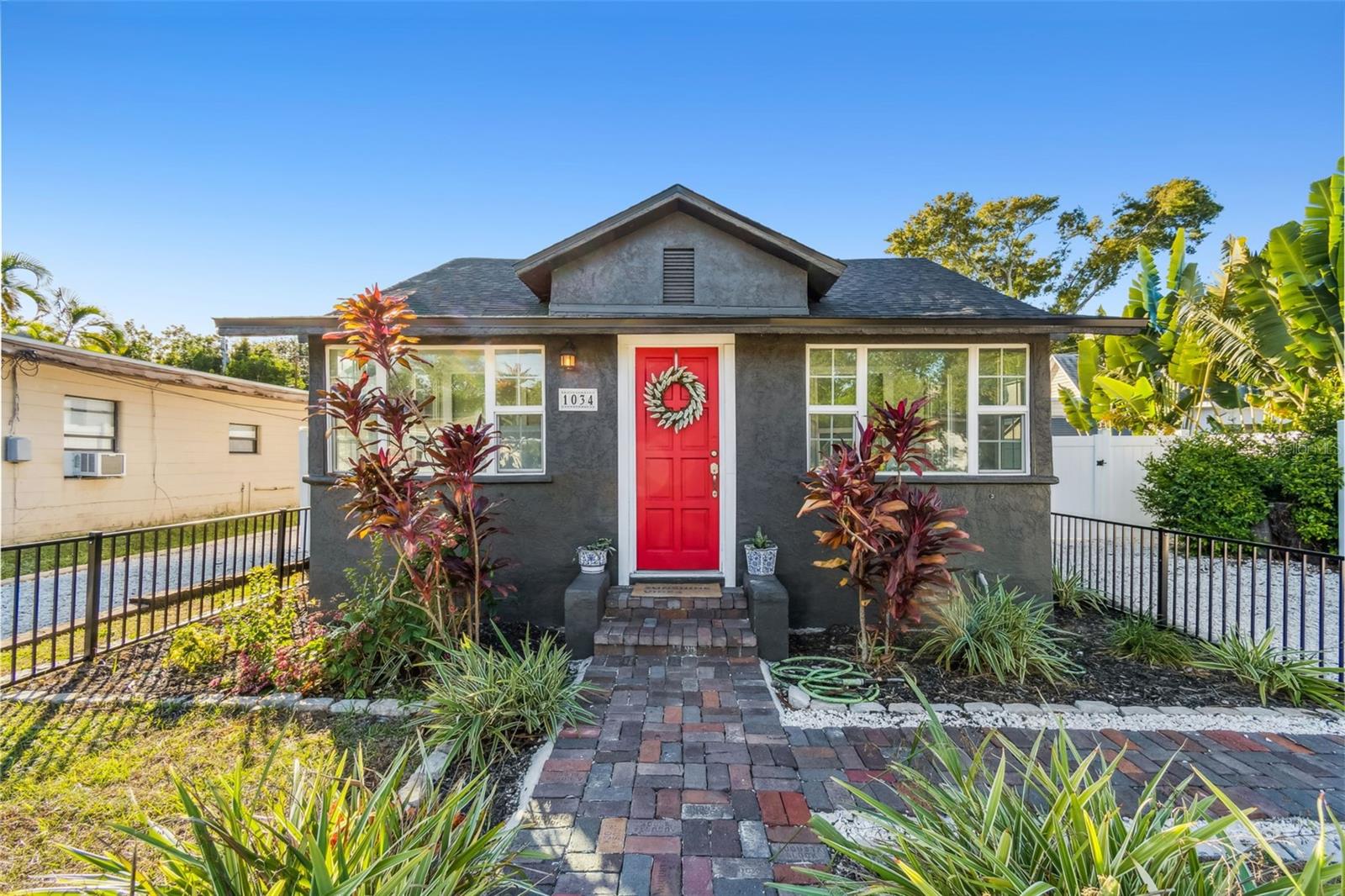 LEWIS & BURKHARD - Residential