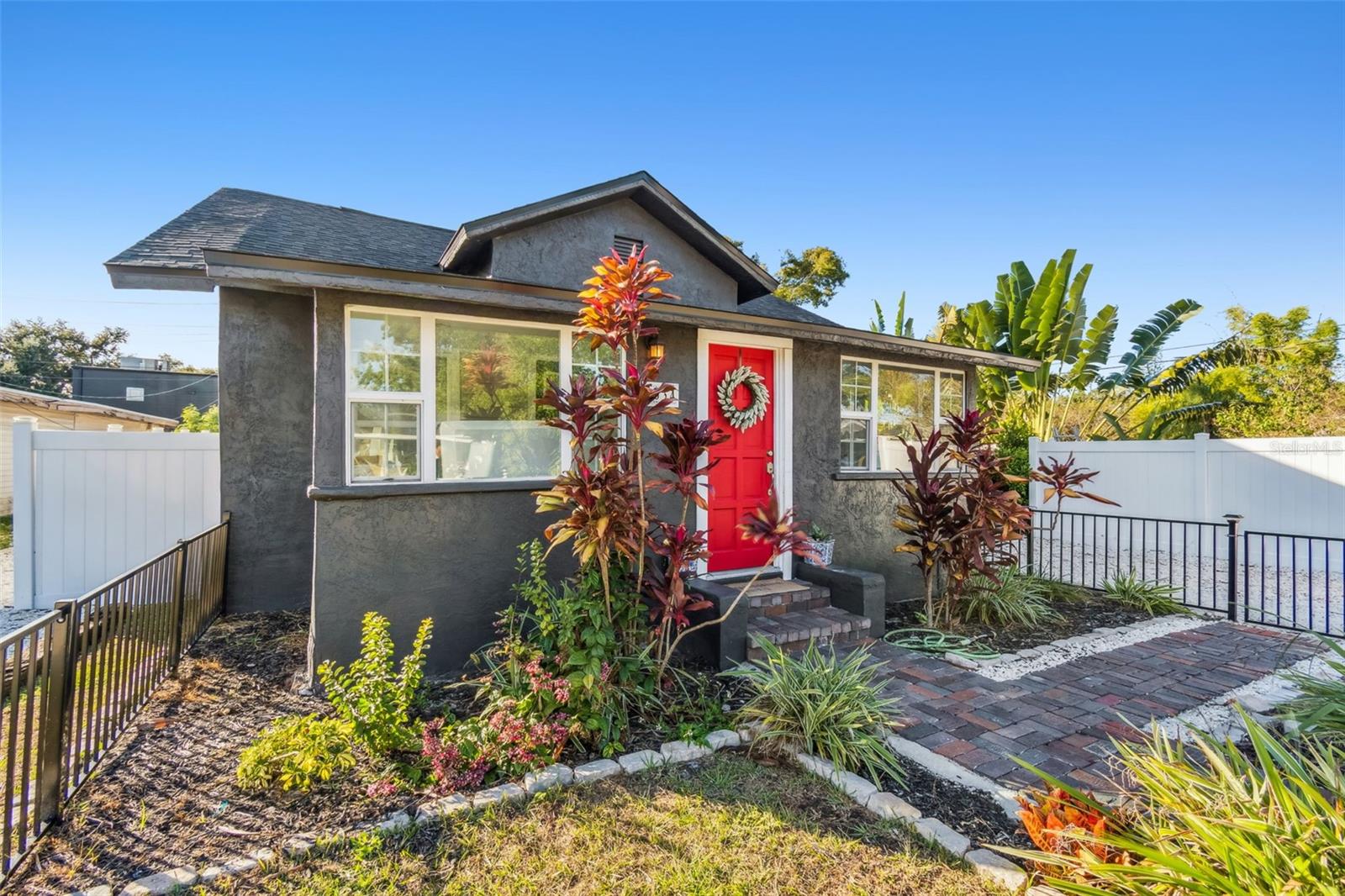 LEWIS & BURKHARD - Residential