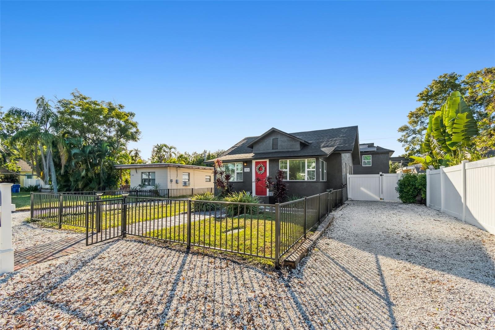 LEWIS & BURKHARD - Residential