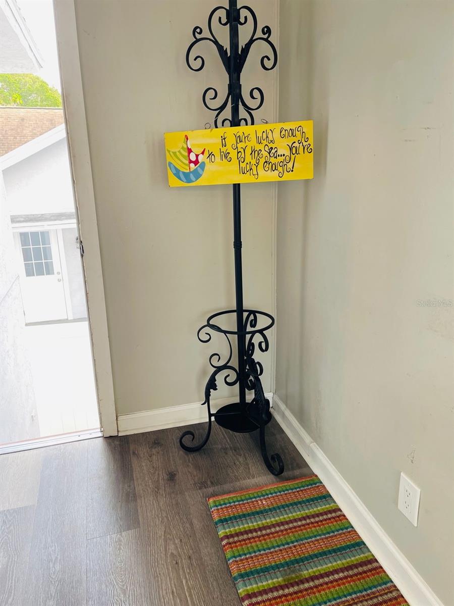 LEWIS & BURKHARD - Residential