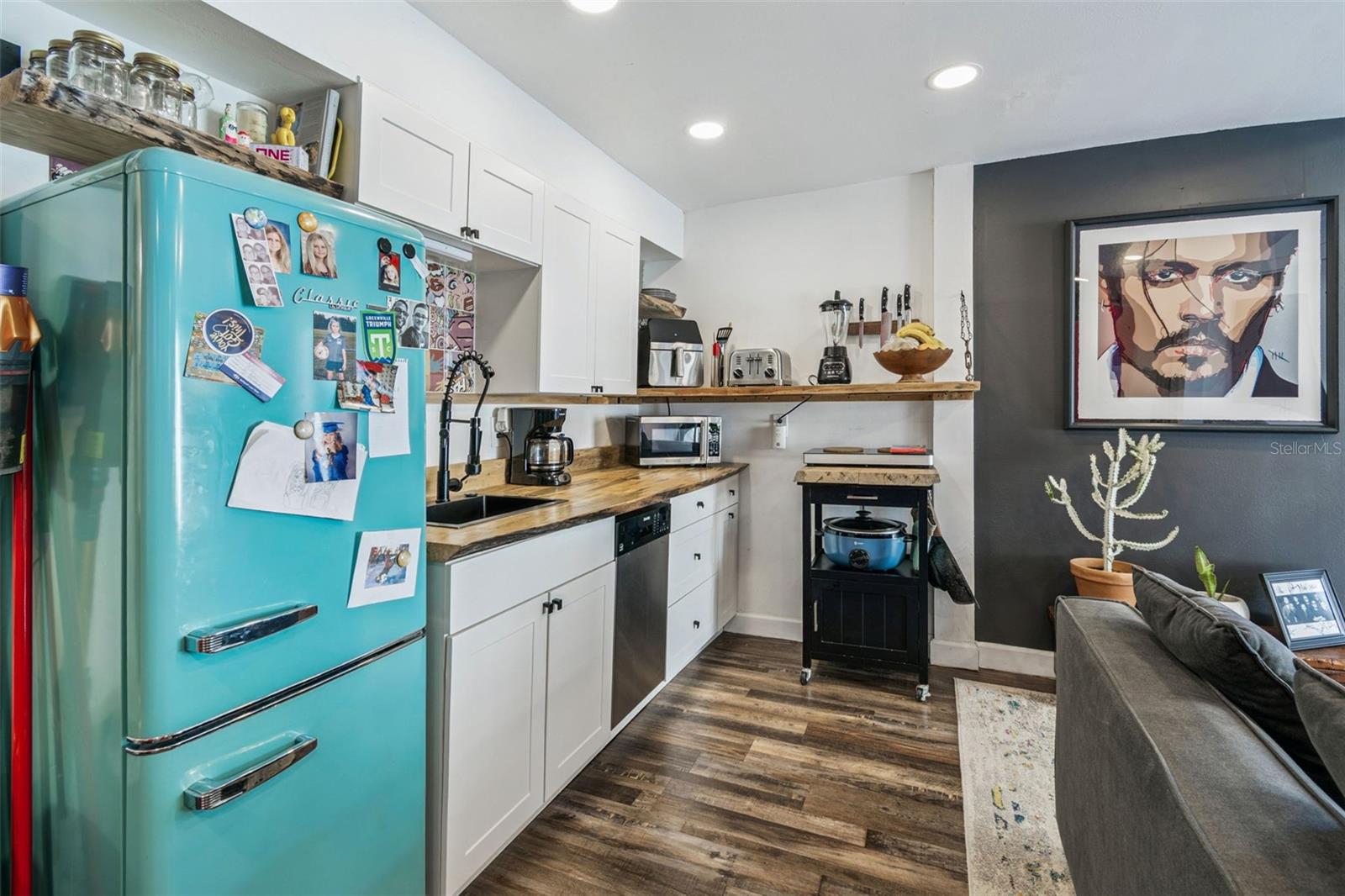 LEWIS & BURKHARD - Residential