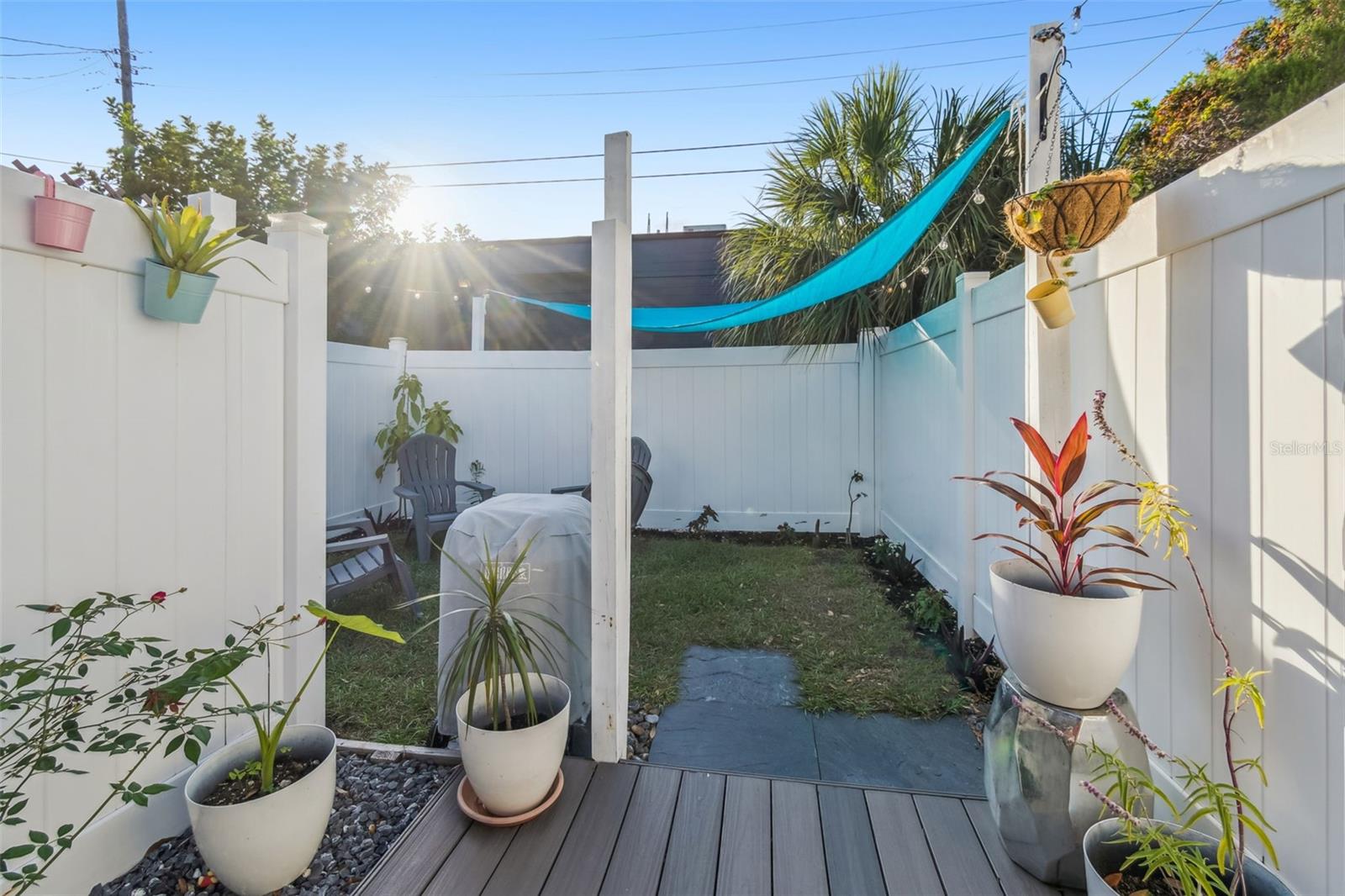 LEWIS & BURKHARD - Residential